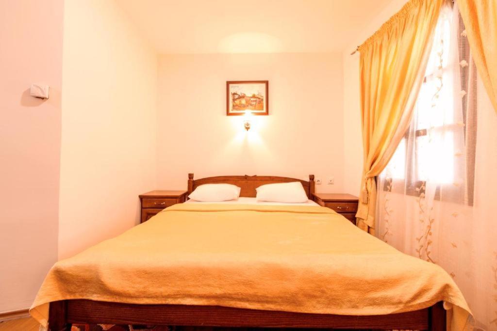 Downtown Rooms Ni Екстериор снимка